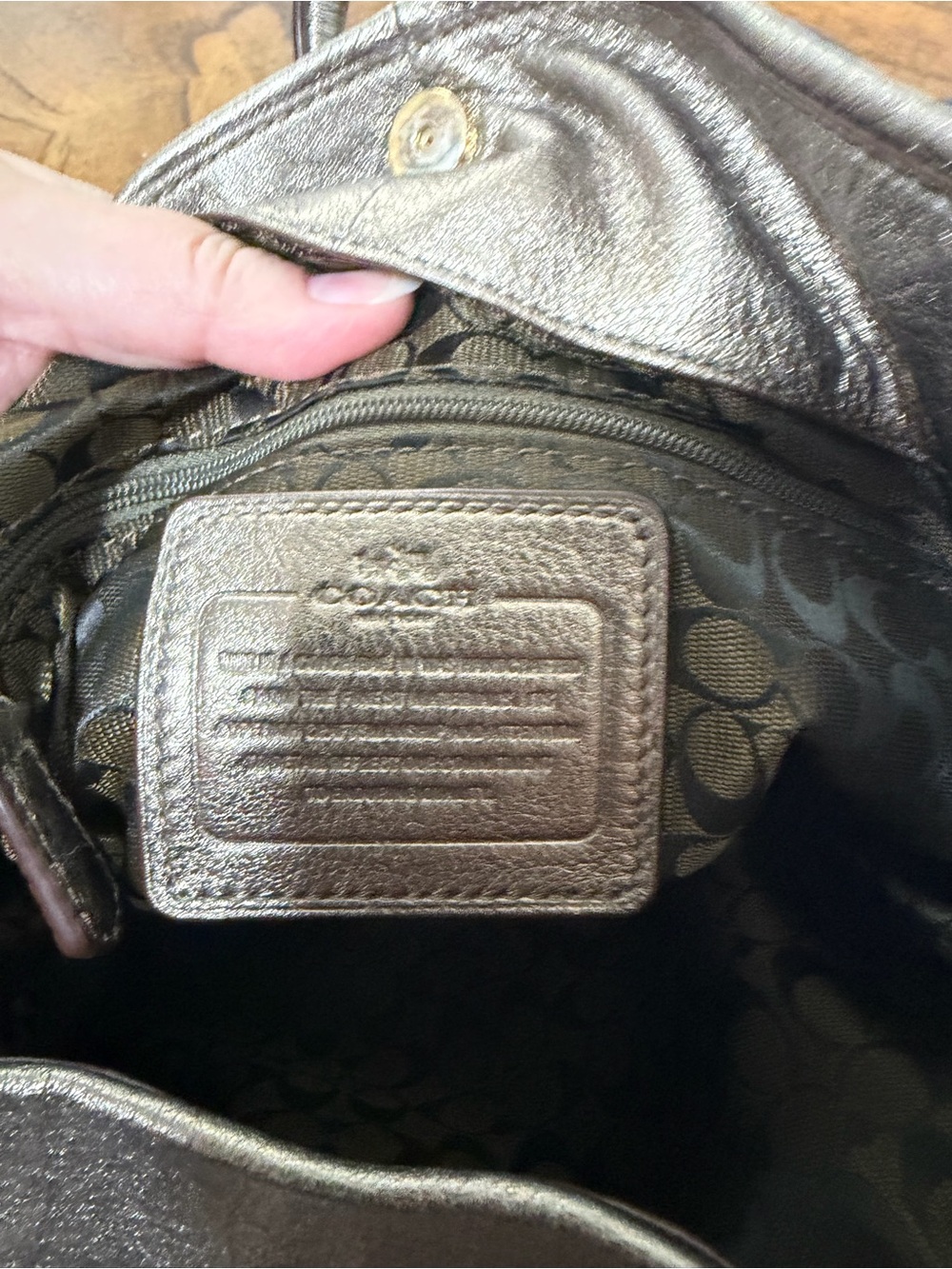 Coach Metallic Bronze Leather Shoulder Bag Hobo Purse Large Soft Pebbled Leather - Picture 4 of 9